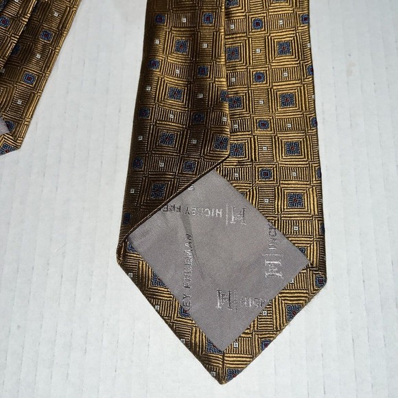 Hickey Freeman Men's Tie Gold Print - Picture 5 of 5